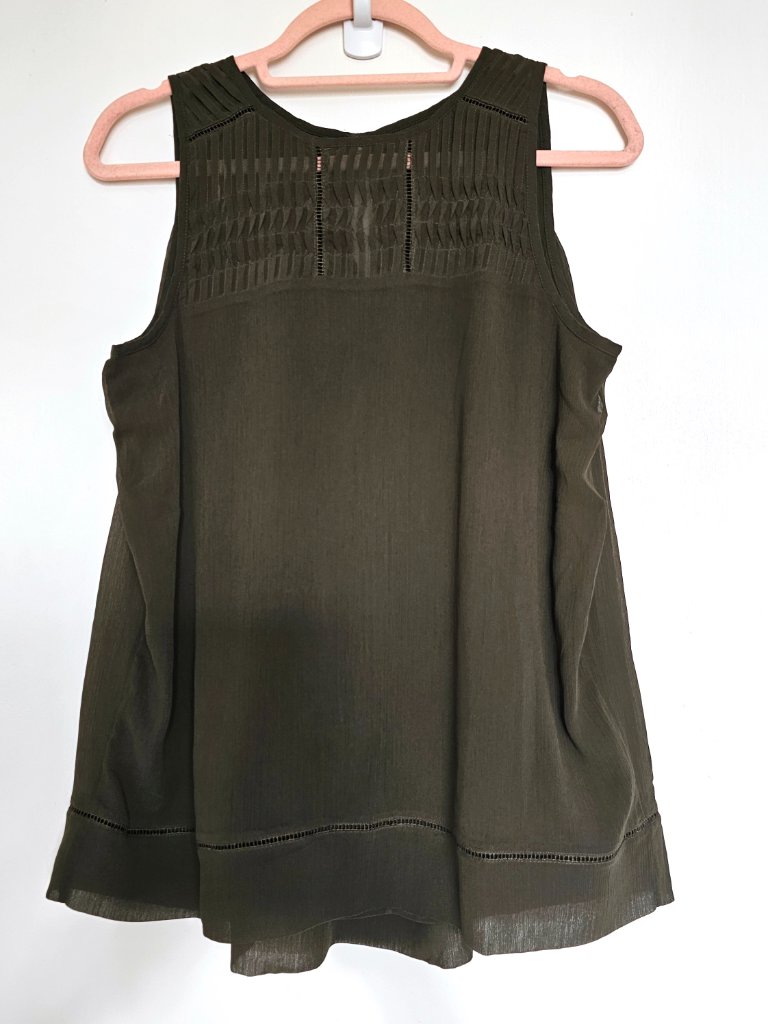 Banana Republic Ruched Pintuck Smocked Sleeveless Blouse Top S Olive Green